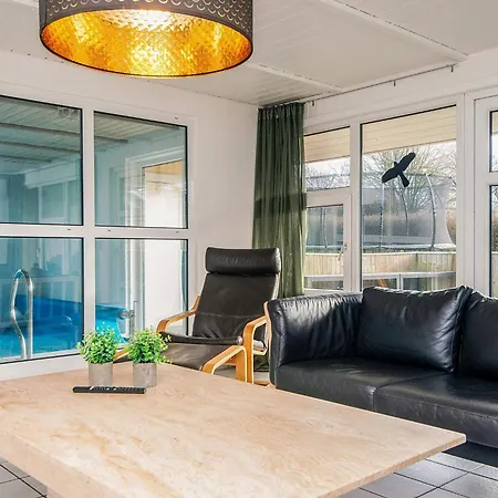 Luxury Pool House By Sea - By Traum Holiday home *